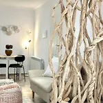 Estudio Con Encanto En El Casco, Junto Al Puerto * Castro Urdiales