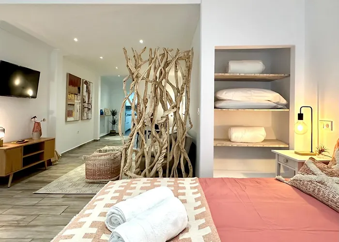 Estudio Con Encanto En El Casco, Junto Al Puerto * Кастро-Урдиалес