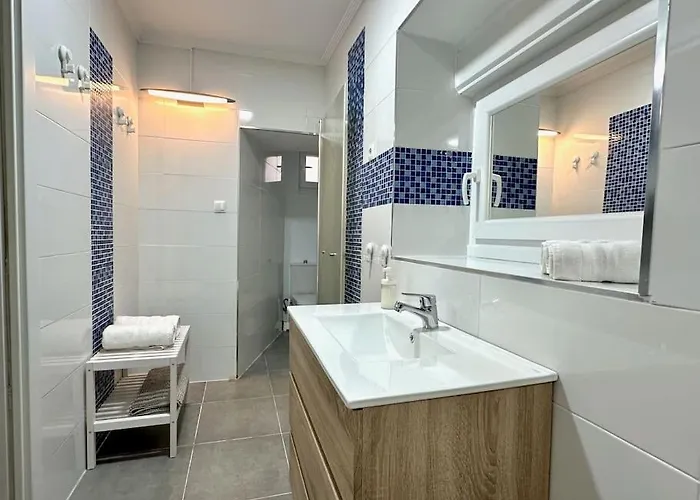 Апартаменты Estudio Con Encanto En El Casco, Junto Al Puerto Кастро-Урдиалес