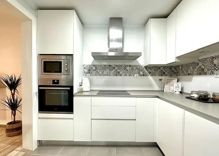 Estudio Con Encanto En El Casco, Junto Al Puerto * Кастро-Урдиалес